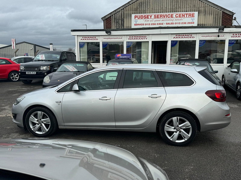 Vauxhall Astra 1.7 CDTi ecoFLEX SRi Sports Tourer Euro 5 (s/s) 5dr 5dr Manual 2026