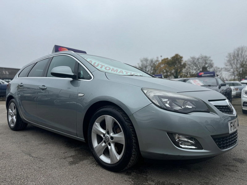 Vauxhall Astra 2.0 CDTi SRi Sports Tourer Auto Euro 5 5dr 5dr Automatic 2026