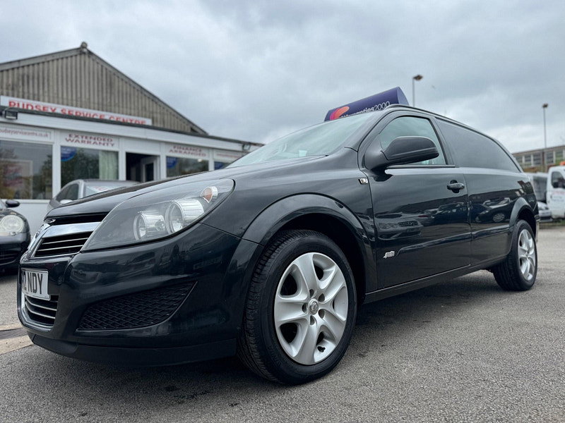 Vauxhall Astra Van 1.7 CDTi 16v Sportive FWD L1 H1 3dr 3dr Manual 2026