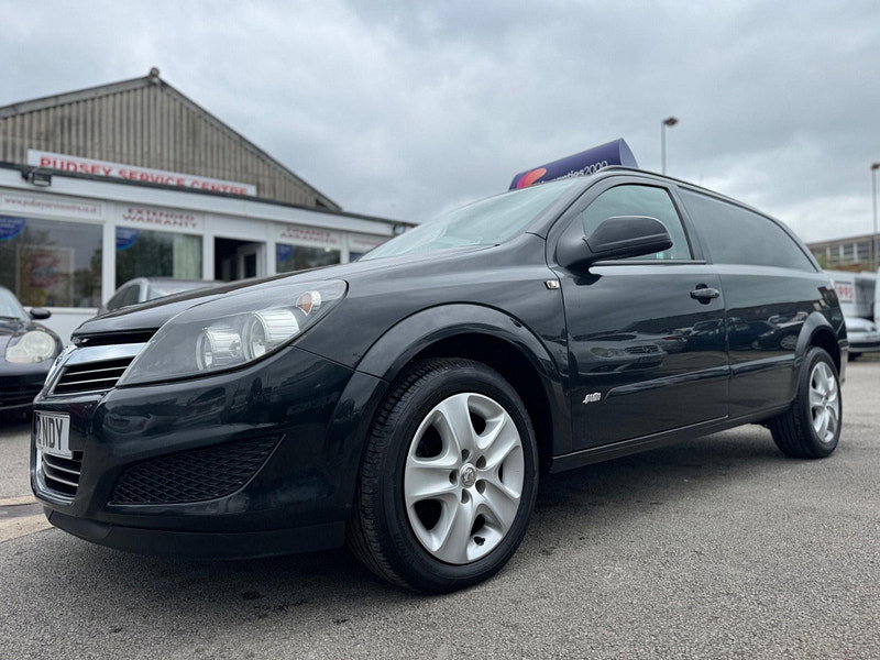 Vauxhall Astra Van 1.7 CDTi 16v Sportive FWD L1 H1 3dr 3dr Manual 2026