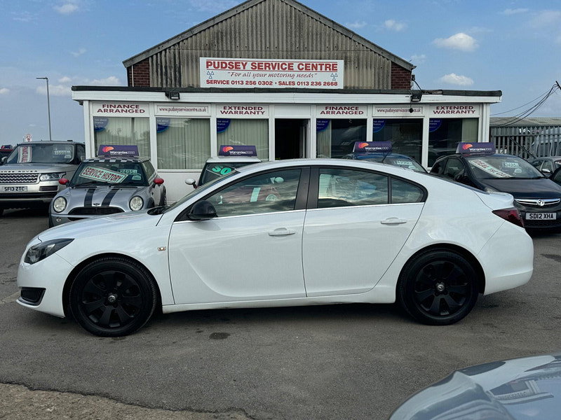 Vauxhall Insignia 2.0 CDTi ecoFLEX Design Euro 5 (s/s) 5dr 5dr Manual 2026