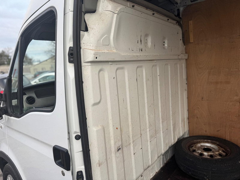 Vauxhall Movano 2.5 CDTi 16v 3500 4dr 4dr Manual 2026