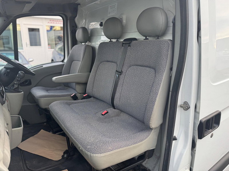 Vauxhall Movano 2.5 CDTi 16v 3500 4dr 4dr Manual 2026