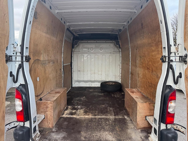 Vauxhall Movano 2.5 CDTi 16v 3500 4dr 4dr Manual 2026