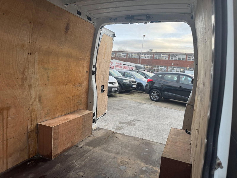 Vauxhall Movano 2.5 CDTi 16v 3500 4dr 4dr Manual 2026