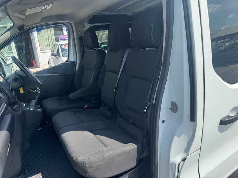 Vauxhall Vivaro 1.6 CDTi 2900 Sportive L2 H1 Euro 6 5dr 5dr Manual 2026