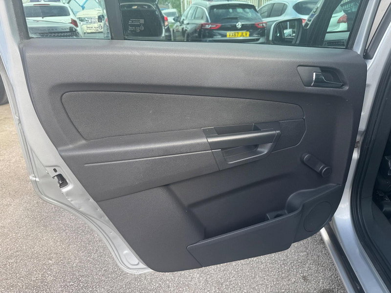Vauxhall Zafira 1.6 16V Excite Euro 5 5dr 5dr Manual 2026