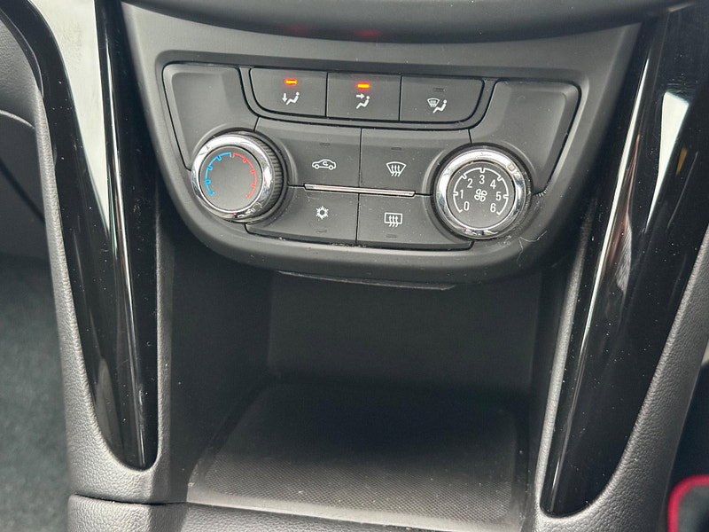 Vauxhall Zafira Tourer 2.0 CDTi SRi Euro 5 5dr 5dr Manual 2026