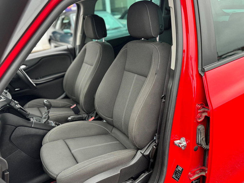 Vauxhall Zafira Tourer 2.0 CDTi SRi Euro 5 5dr 5dr Manual 2026