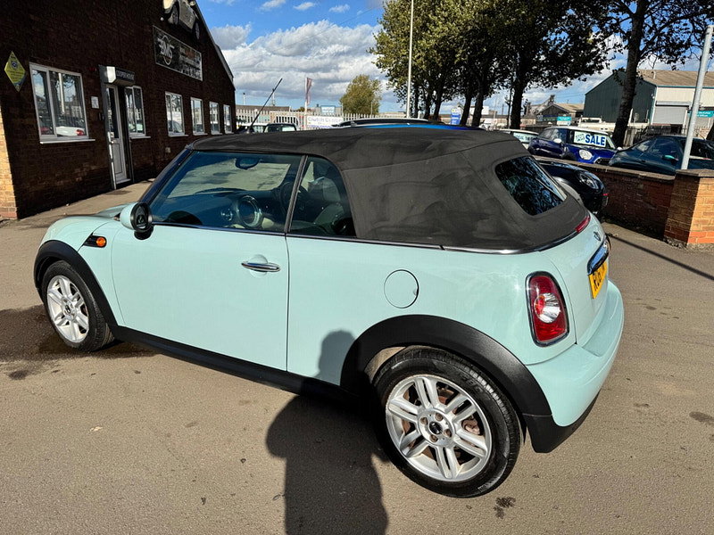 MINI Convertible 2.0 Cooper D Auto Euro 5 2dr 2dr Automatic 2026