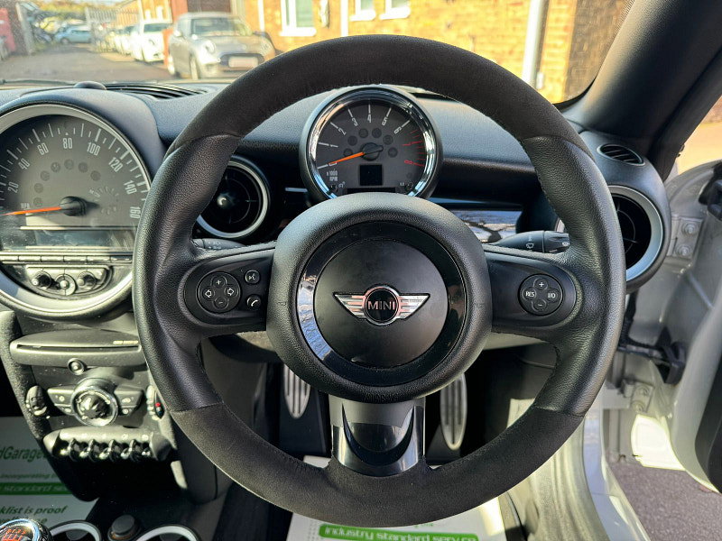 MINI Coupe 1.6L JOHN COOPER WORKS Coupe 3dr Petrol Manual Euro 5 (208 bhp) 3dr Manual 2026