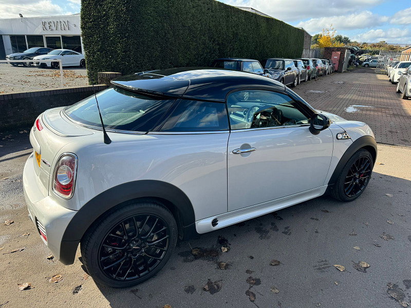 MINI Coupe 1.6L JOHN COOPER WORKS Coupe 3dr Petrol Manual Euro 5 (208 bhp) 3dr Manual 2026