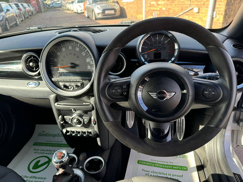 MINI Coupe 1.6L JOHN COOPER WORKS Coupe 3dr Petrol Manual Euro 5 (208 bhp) 3dr Manual 2026