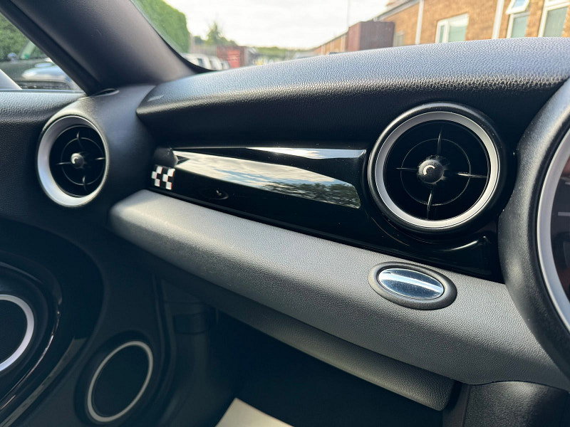 MINI Coupe 1.6L JOHN COOPER WORKS Coupe 3dr Petrol Manual Euro 5 (208 bhp) 3dr Manual 2026