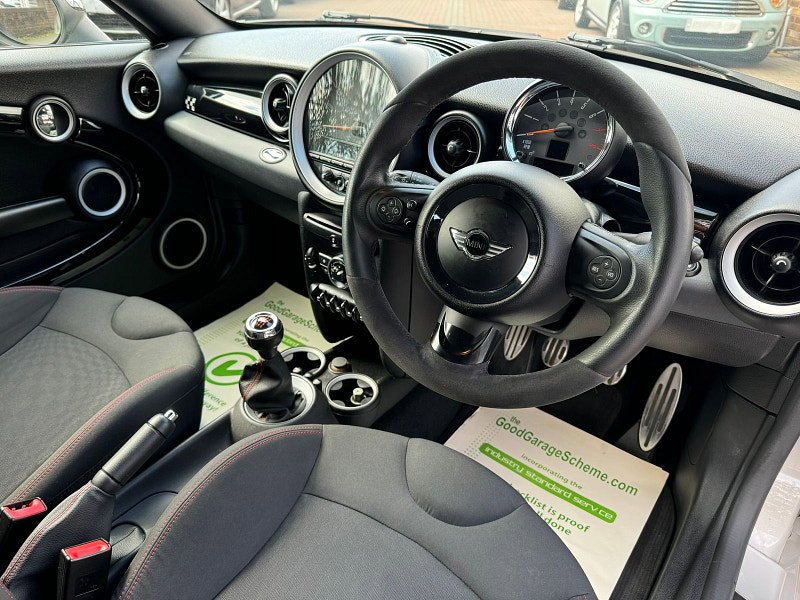 MINI Coupe 1.6L JOHN COOPER WORKS Coupe 3dr Petrol Manual Euro 5 (208 bhp) 3dr Manual 2026