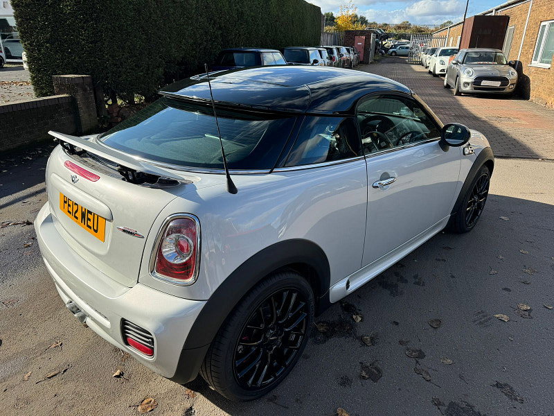 MINI Coupe 1.6L JOHN COOPER WORKS Coupe 3dr Petrol Manual Euro 5 (208 bhp) 3dr Manual 2026