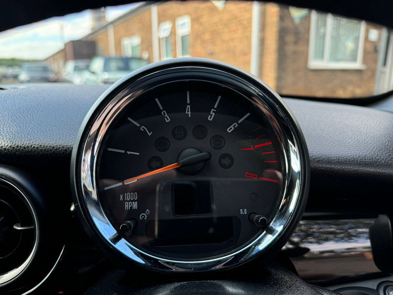 MINI Coupe 1.6L JOHN COOPER WORKS Coupe 3dr Petrol Manual Euro 5 (208 bhp) 3dr Manual 2026