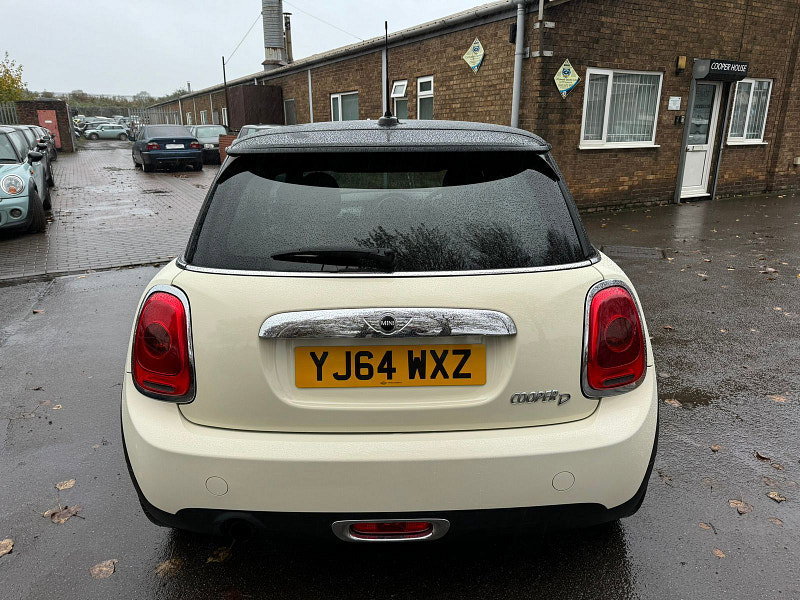 MINI Hatch 1.5L COOPER D Hatchback 3dr Diesel Manual Euro 5 (114 bhp) 3dr Manual 2026