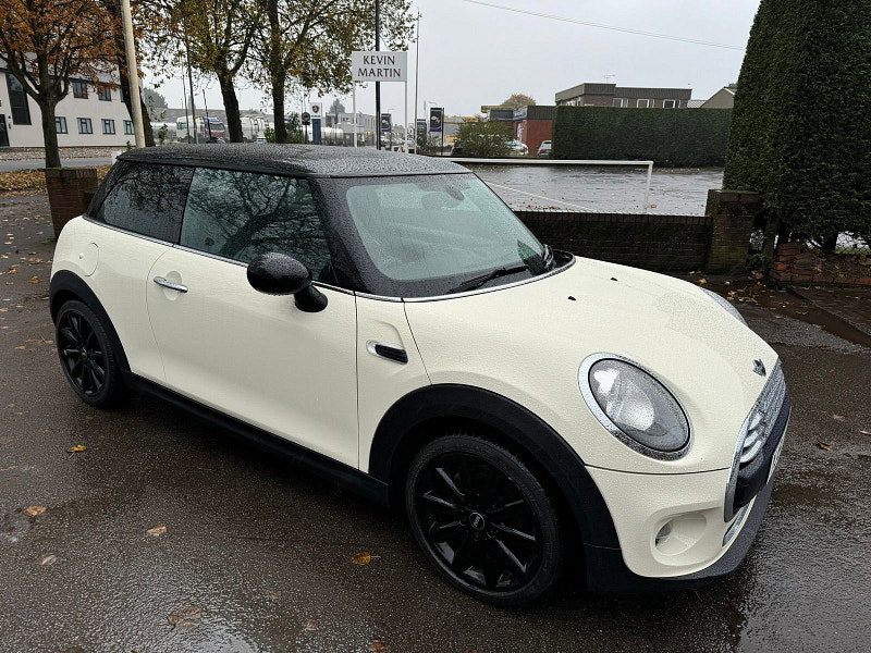 MINI Hatch 1.5L COOPER D Hatchback 3dr Diesel Manual Euro 5 (114 bhp) 3dr Manual 2026