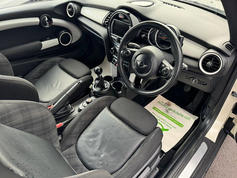 MINI Hatch 1.5L COOPER D Hatchback 3dr Diesel Manual Euro 5 (114 bhp) 3dr Manual 2026