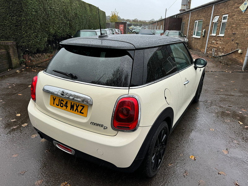 MINI Hatch 1.5L COOPER D Hatchback 3dr Diesel Manual Euro 5 (114 bhp) 3dr Manual 2026