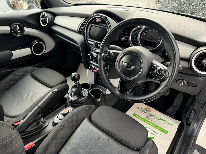MINI Hatch 1.5L COOPER D Hatchback 3dr Diesel Manual Euro 5 (114 bhp) 3dr Manual 2026