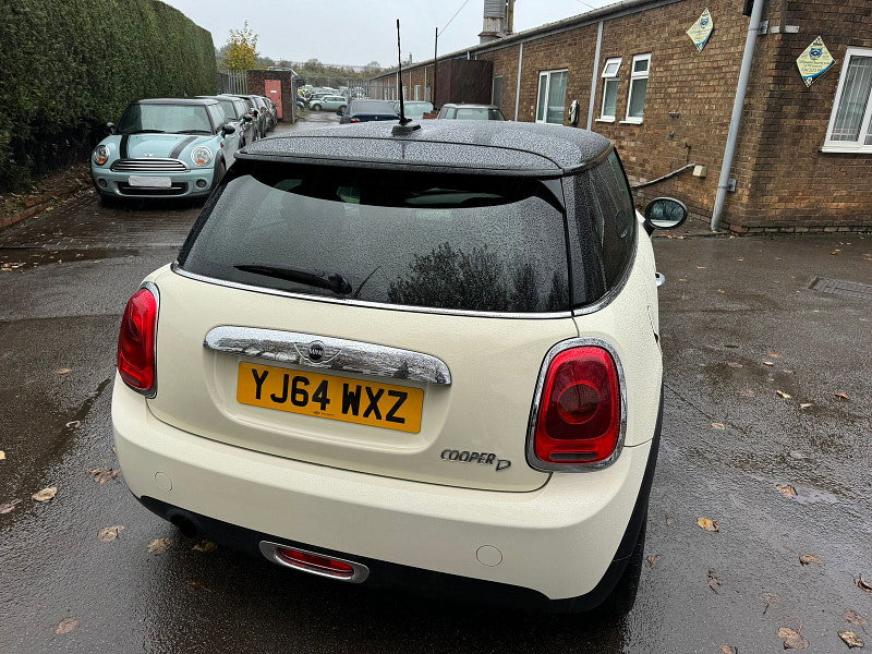 MINI Hatch 1.5L COOPER D Hatchback 3dr Diesel Manual Euro 5 (114 bhp) 3dr Manual 2026