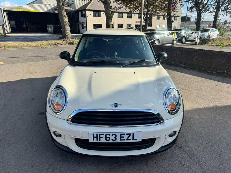 MINI Hatch 1.6 First Euro 6 3dr 3dr Manual 2026