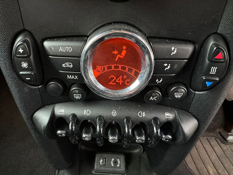 MINI Hatch 1.6L COOPER D Hatchback 3dr Diesel Manual Euro 5 (112 bhp) 3dr Manual 2026