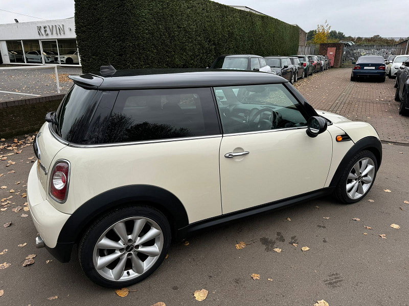 MINI Hatch 1.6L COOPER D Hatchback 3dr Diesel Manual Euro 5 (112 bhp) 3dr Manual 2026