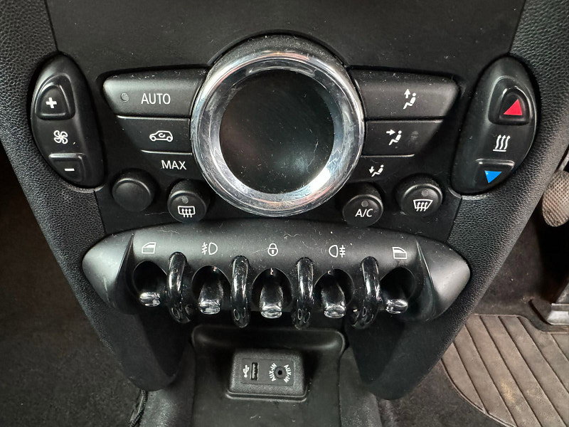 MINI Hatch 1.6L COOPER D Hatchback 3dr Diesel Manual Euro 5 (112 bhp) 3dr Manual 2026