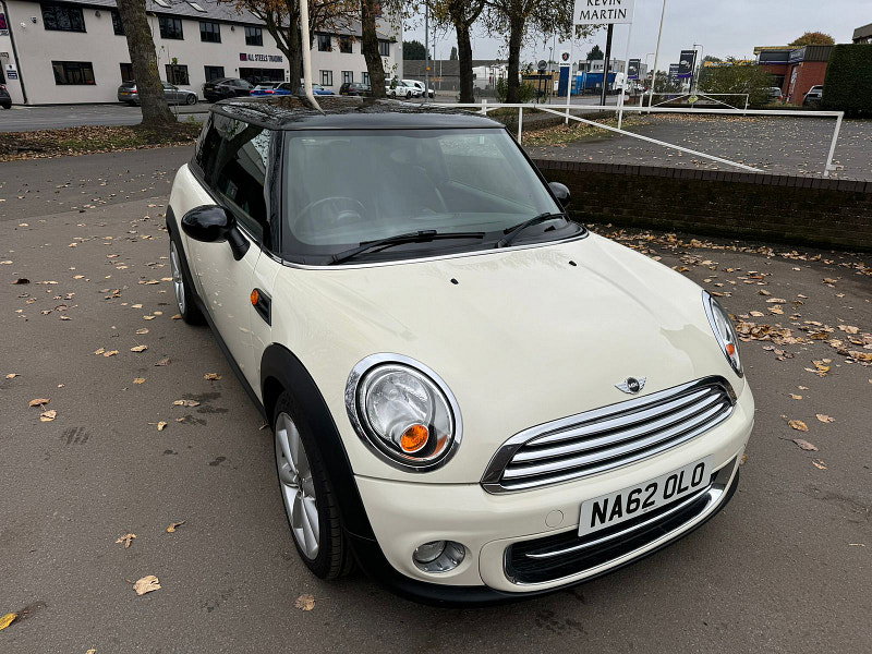 MINI Hatch 1.6L COOPER D Hatchback 3dr Diesel Manual Euro 5 (112 bhp) 3dr Manual 2026