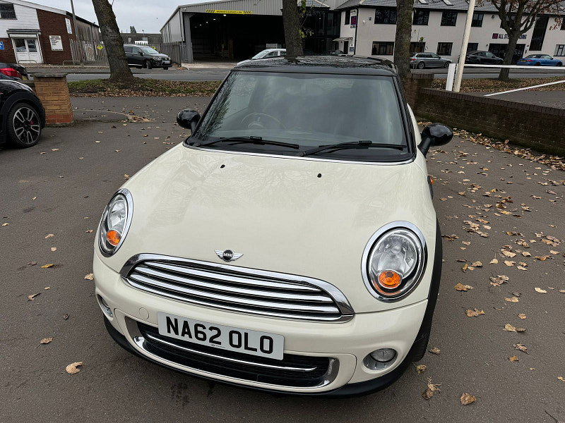 MINI Hatch 1.6L COOPER D Hatchback 3dr Diesel Manual Euro 5 (112 bhp) 3dr Manual 2026