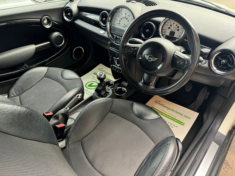 MINI Hatch 1.6L COOPER D Hatchback 3dr Diesel Manual Euro 5 (112 bhp) 3dr Manual 2026