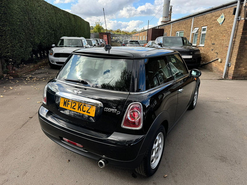 MINI Hatch 1.6L COOPER D Hatchback 3dr Diesel Manual Euro 5 (112 bhp) 3dr Manual 2026