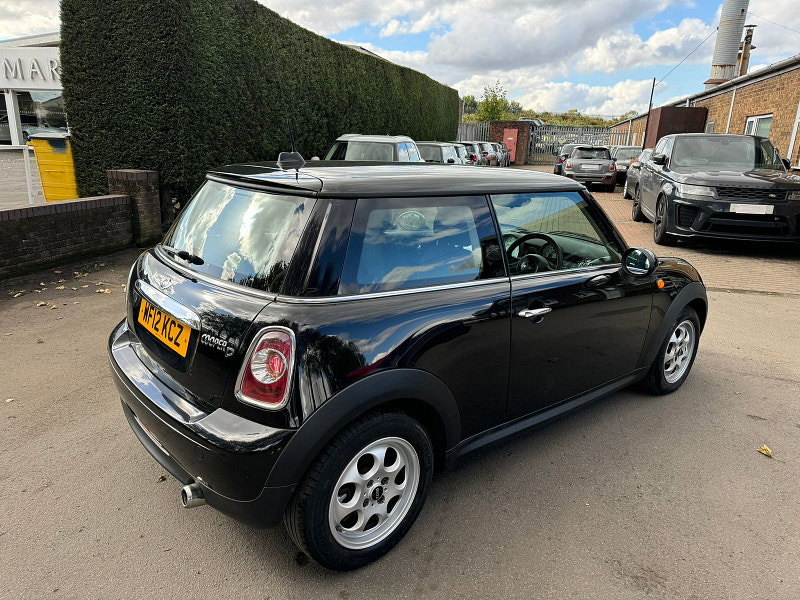MINI Hatch 1.6L COOPER D Hatchback 3dr Diesel Manual Euro 5 (112 bhp) 3dr Manual 2026
