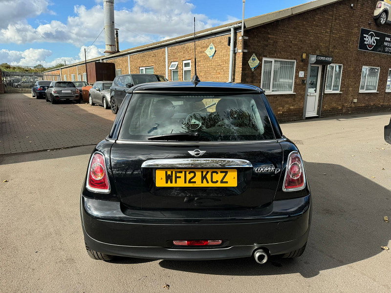 MINI Hatch 1.6L COOPER D Hatchback 3dr Diesel Manual Euro 5 (112 bhp) 3dr Manual 2026