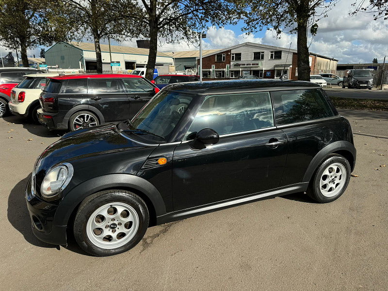 MINI Hatch 1.6L COOPER D Hatchback 3dr Diesel Manual Euro 5 (112 bhp) 3dr Manual 2026