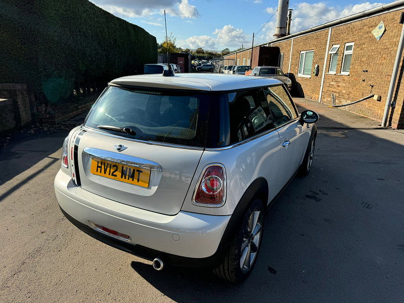 MINI Hatch 1.6L COOPER D LONDON 2012 EDITION Hatchback 3dr Diesel Manual Euro 5 (110 bhp) 3dr Manual 2026
