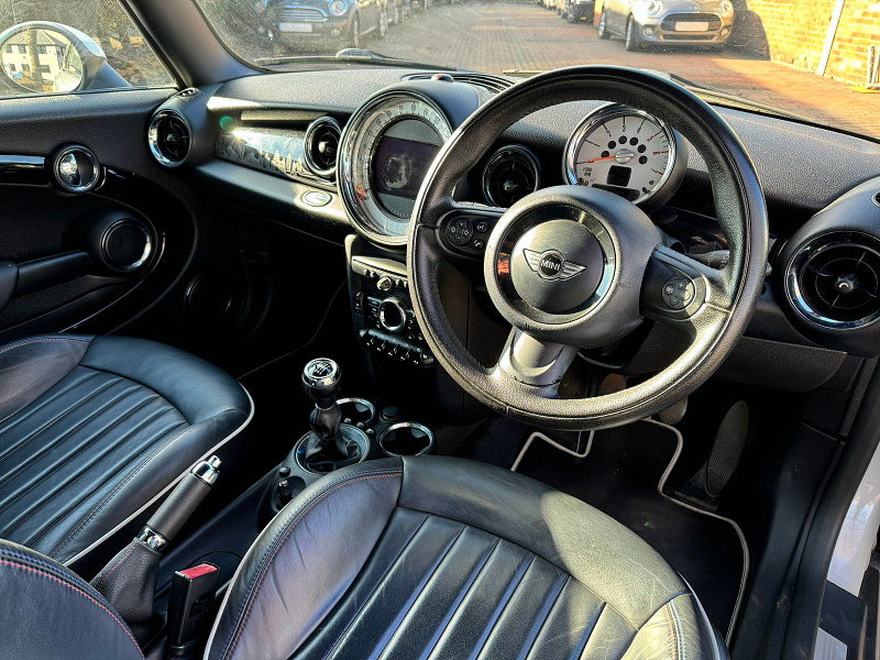 MINI Hatch 1.6L COOPER D LONDON 2012 EDITION Hatchback 3dr Diesel Manual Euro 5 (110 bhp) 3dr Manual 2026