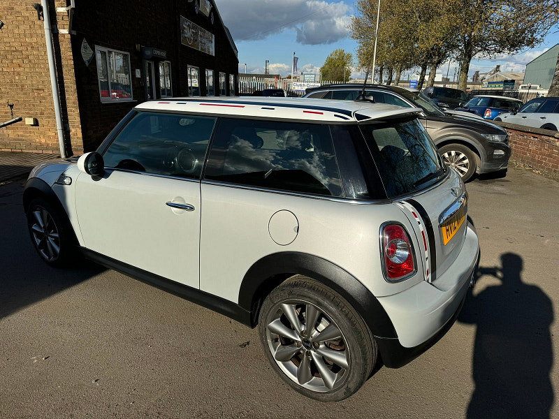 MINI Hatch 1.6L COOPER D LONDON 2012 EDITION Hatchback 3dr Diesel Manual Euro 5 (110 bhp) 3dr Manual 2026