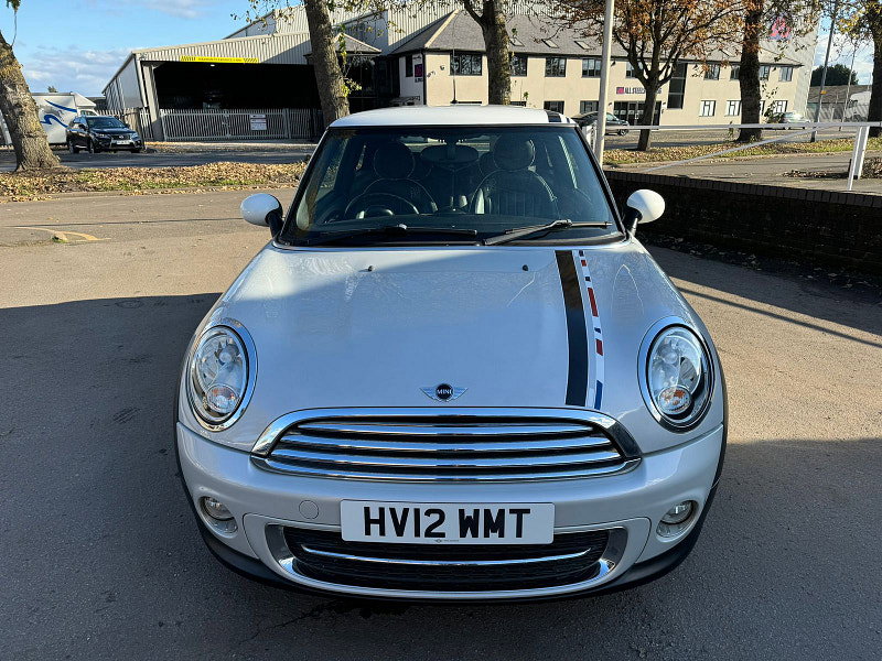 MINI Hatch 1.6L COOPER D LONDON 2012 EDITION Hatchback 3dr Diesel Manual Euro 5 (110 bhp) 3dr Manual 2026