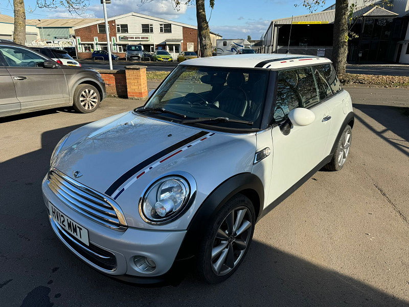 MINI Hatch 1.6L COOPER D LONDON 2012 EDITION Hatchback 3dr Diesel Manual Euro 5 (110 bhp) 3dr Manual 2026