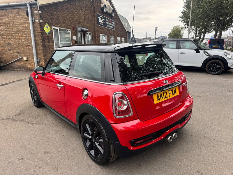 MINI Hatch 2.0 Cooper SD Euro 5 (s/s) 3dr 3dr Manual 2026