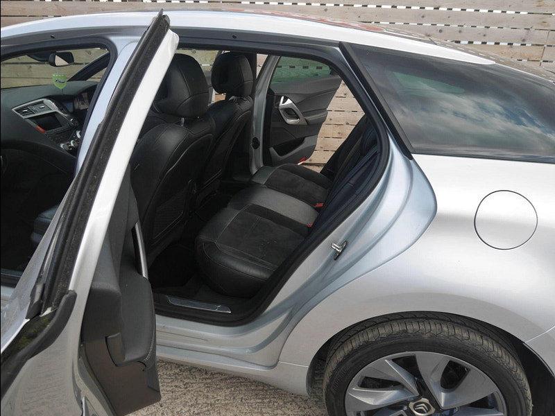Citroen DS5 2.0 HDi DStyle Hatchback 5dr Diesel Manual Euro 5 (160 ps) 5dr Manual 2026