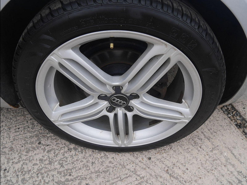Audi A6 Saloon 2.0 TDIe SE Saloon 4dr Diesel Manual Euro 5 (136 ps) 4dr Manual 2026
