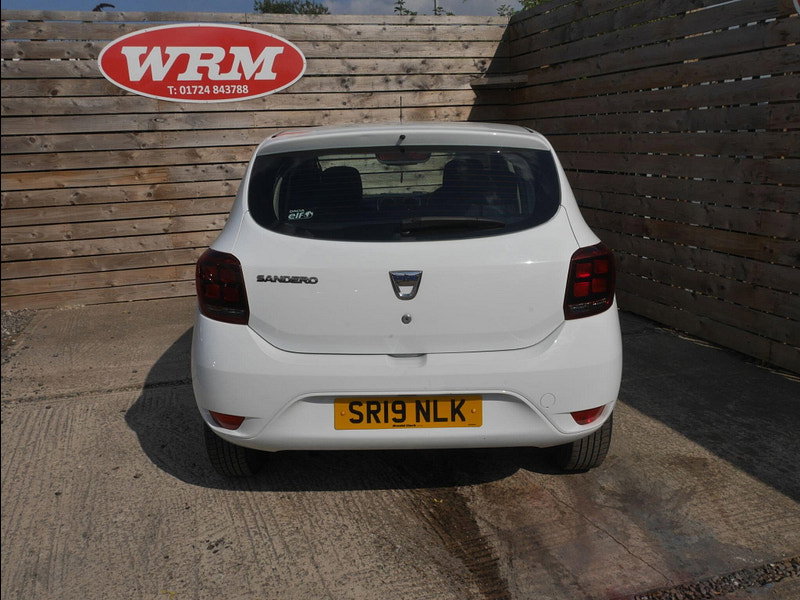 Dacia Sandero 0.9 TCe Essential Hatchback 5dr Petrol Manual Euro 6 (s/s) (90 ps) 5dr Manual 2026