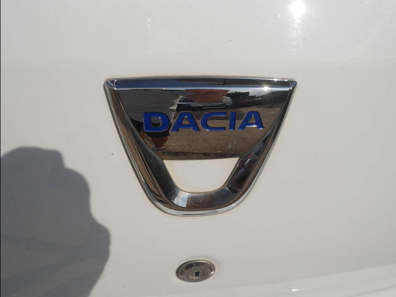 Dacia Sandero 0.9 TCe Essential Hatchback 5dr Petrol Manual Euro 6 (s/s) (90 ps) 5dr Manual 2026