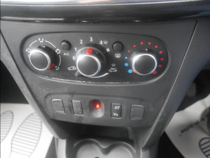 Dacia Sandero 0.9 TCe Laureate Hatchback 5dr Petrol Manual Euro 6 (s/s) (90 ps) 5dr Manual 2026