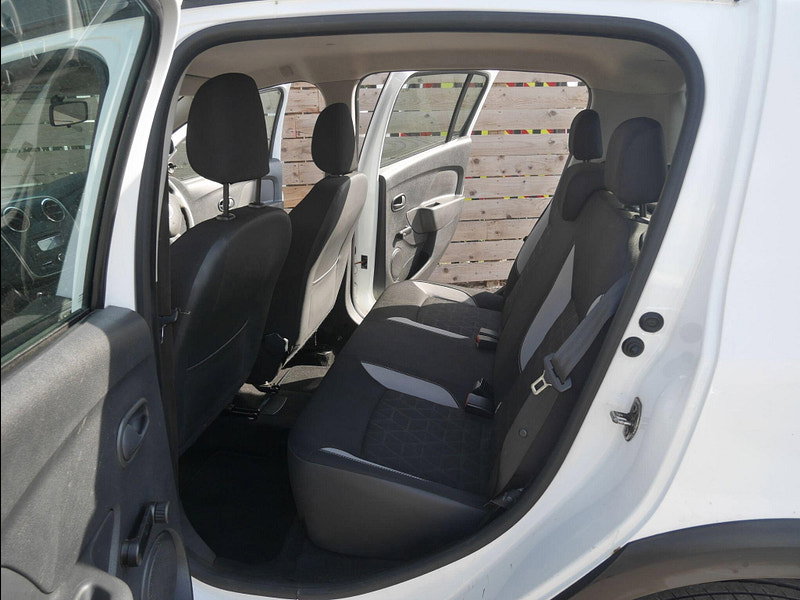 Dacia Sandero Stepway 0.9 TCe Ambiance Hatchback 5dr Petrol Manual Euro 5 (90 ps) 5dr Manual 2026